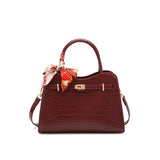 Fancy Red Middle-Aged Mother Bag Accessible Luxury Handbag 2025 Autumn Easiest for Match Fashion Wedding Bag Large-Capacity Crossbody Bag