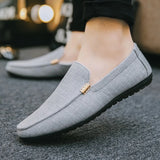 Spring Summer Men Loafers mens Shoes Casual Light Canvas Youth Flat Shoes Breathable Fashion Footwear New On Sale