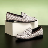 Classic Style Fashion Retro Women's New Flat Shoes Letters Printing Simple Hundred with Fine Workmanship Women's Casual Shoes