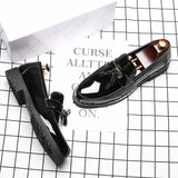 Italy Luxury Brand Loafers Men Shoes Tassel Men Designer Shoes British Style Lacquered Leather Shoes Thick Bottom Wedding Shoes