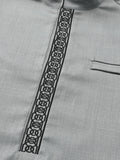 Muslim men's robe long-sleeved ethnic style embroidered stand collar Arabic clothing men's Islamic casual robe