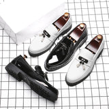 Italy Luxury Brand Loafers Men Shoes Tassel Men Designer Shoes British Style Lacquered Leather Shoes Thick Bottom Wedding Shoes